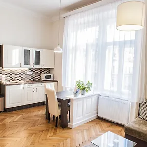 All In Apartman Budapest