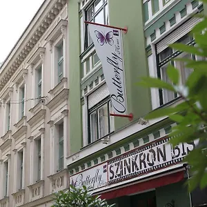 Butterfly Danube בודפשט